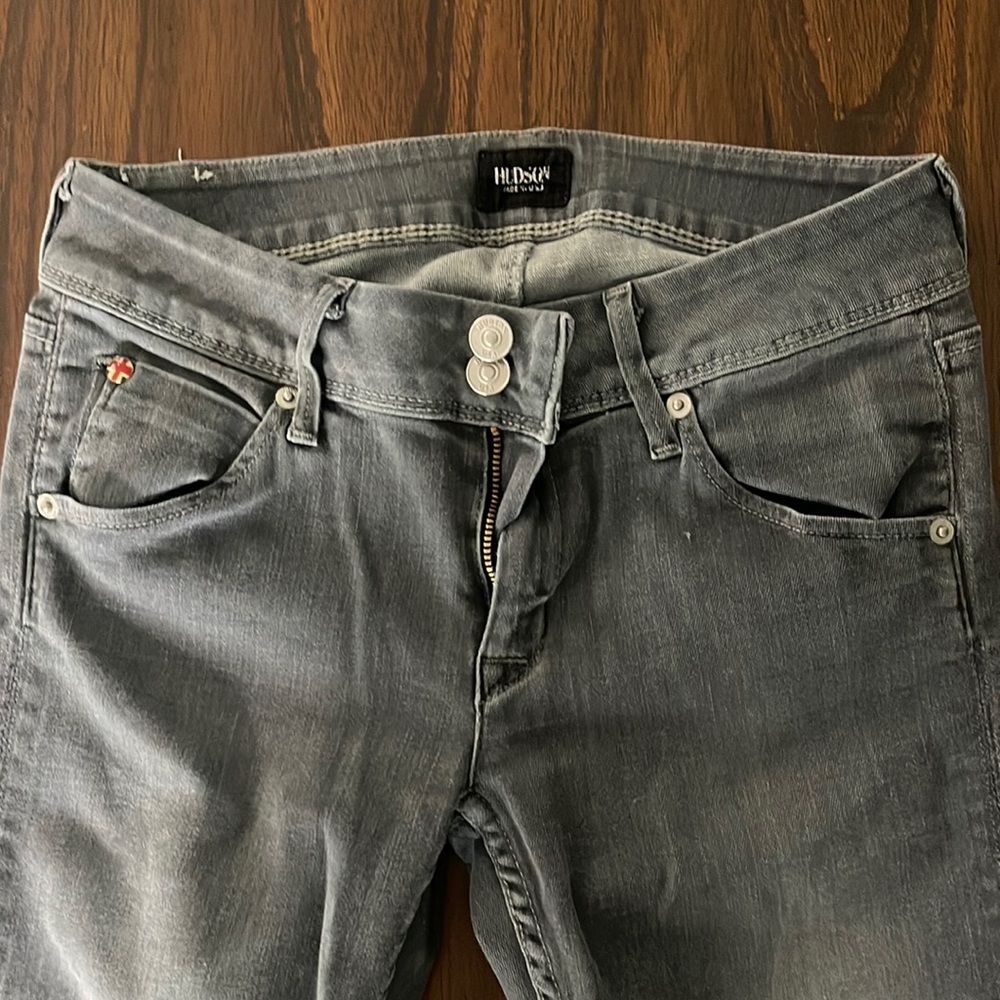 Hudson skinny jeans size 27
